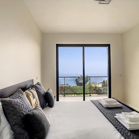 Evoque Villa By Lovelystay Arco da Calheta  Eksteriør bilde