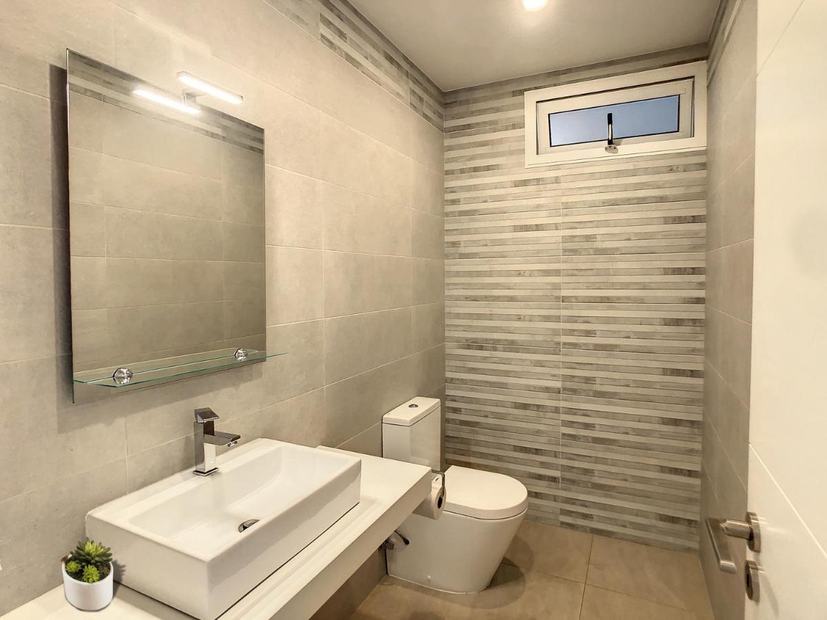 Evoque Villa By Lovelystay Arco da Calheta  Eksteriør bilde